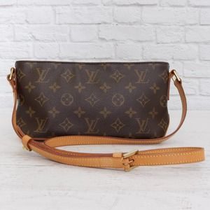 Louis Vuitton Trotteur Monogram Small Crossbody Bag Purse Women LV Zip Shoulder